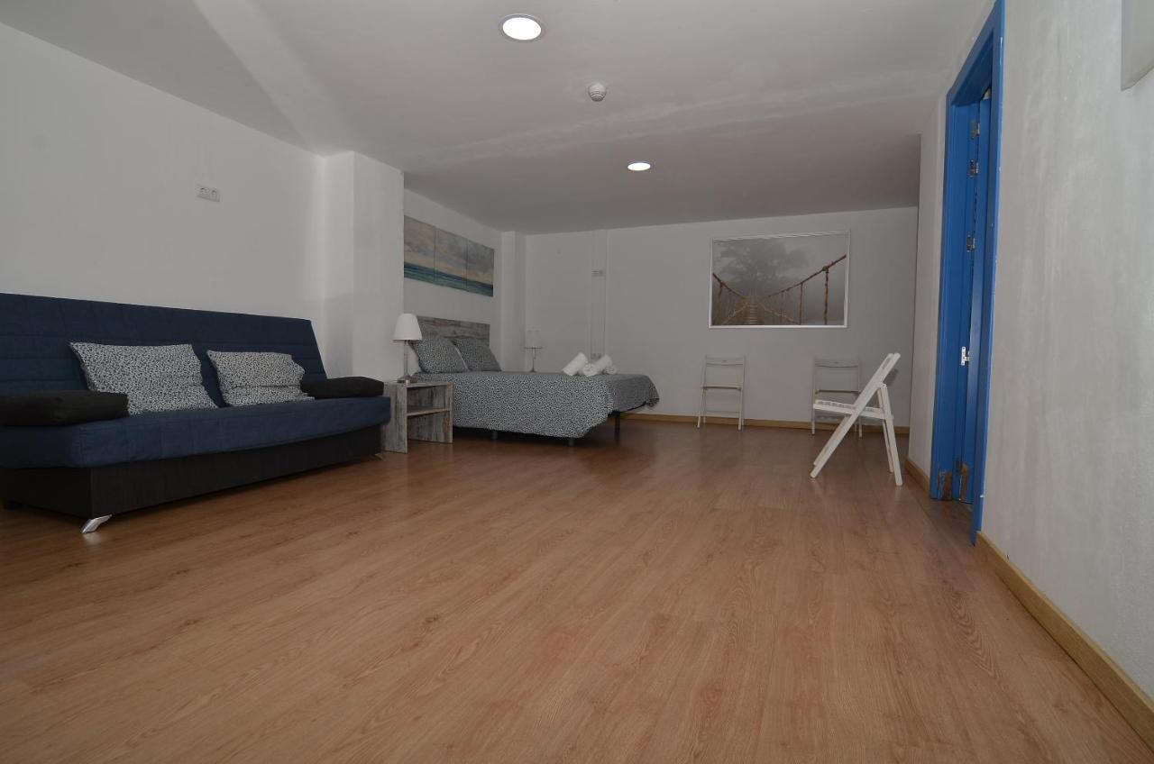 Hotel Boutique Nomadas Malaga Bagian luar foto