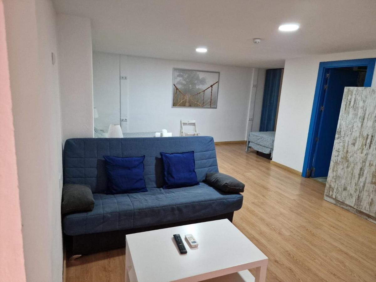 Hotel Boutique Nomadas Malaga Bagian luar foto